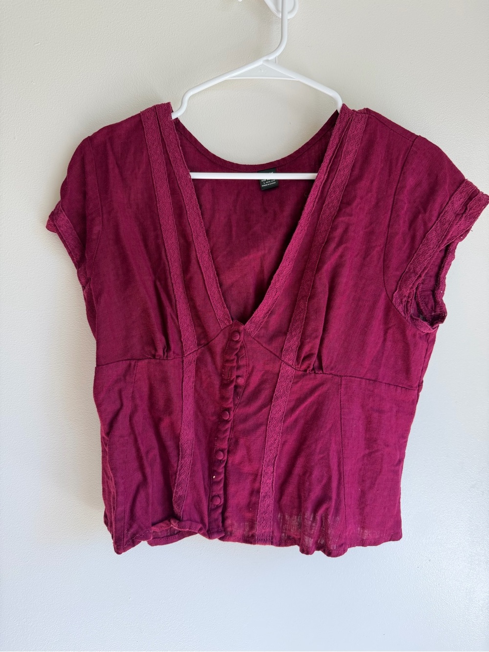 SHEIN Burgundy V-Neck Button-Front Blouse